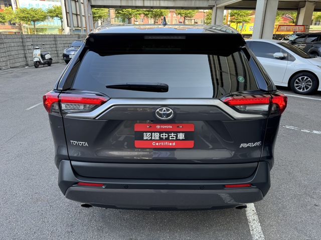 RAV4 2.0  第6張相片