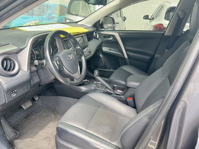 RAV4 2.0  第7張相片