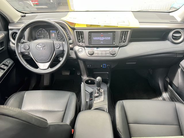 RAV4 2.0  第8張相片