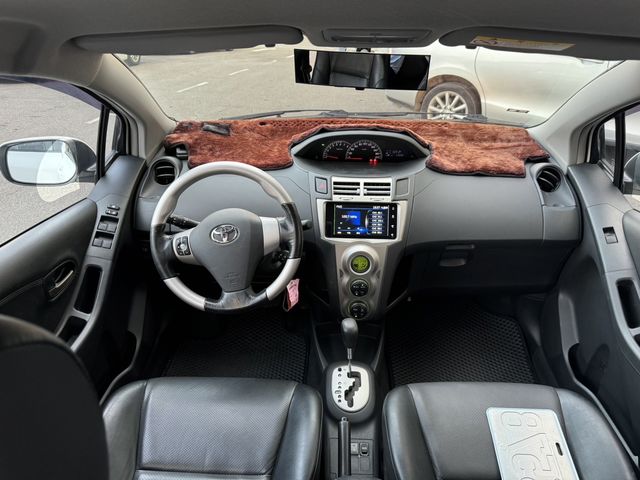 YARIS 1.5  第7張相片