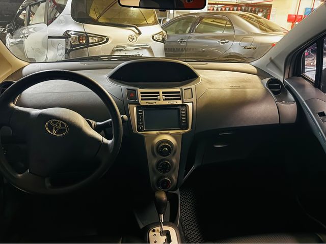 YARIS 1.5  第7張相片