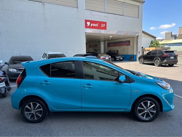 PRIUS C 1.5  第4張相片