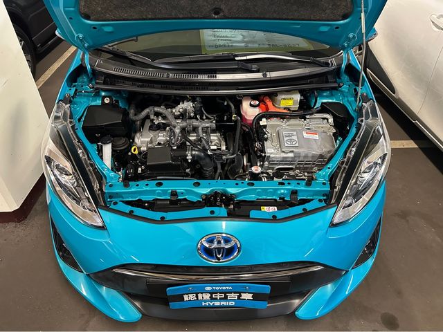 PRIUS C 1.5  第10張相片