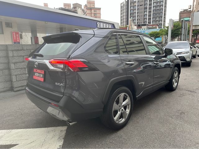 RAV4 2.0  第5張相片