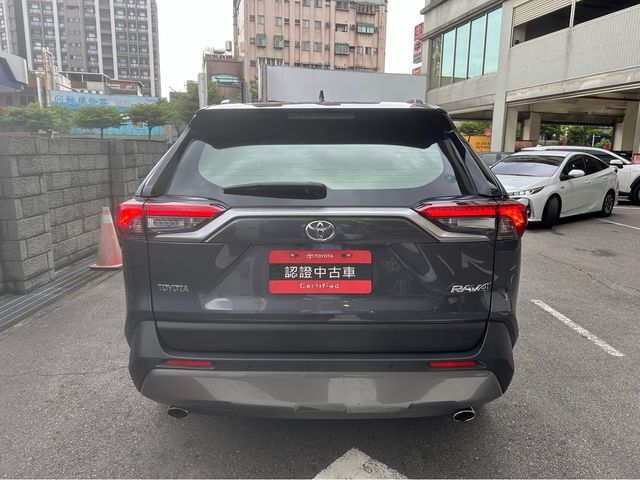 RAV4 2.0  第6張相片