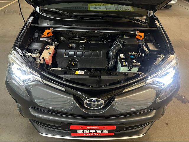 RAV4 2.0  第10張相片
