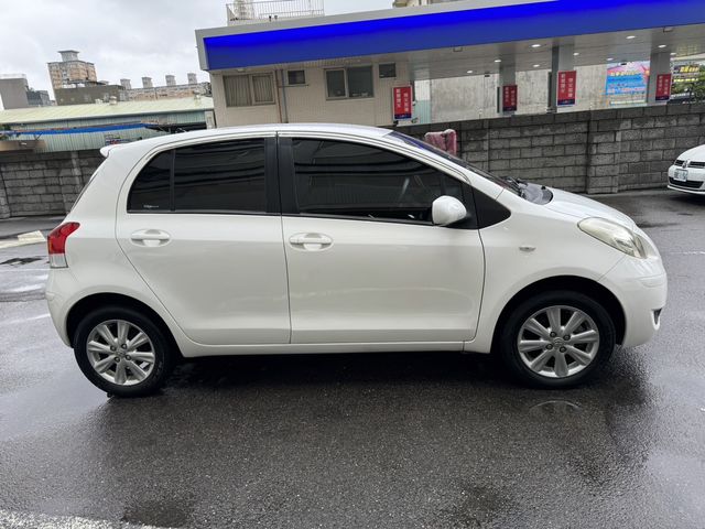 YARIS 1.5  第4張相片