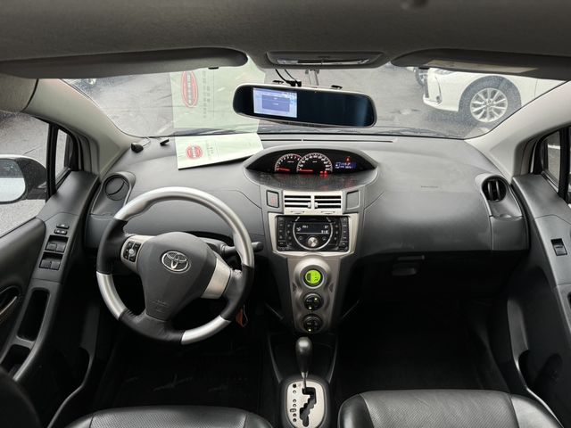 YARIS 1.5  第7張相片