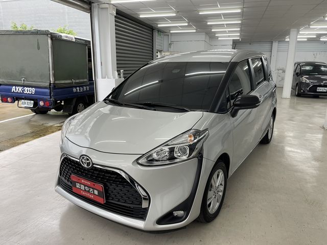 SIENTA 1.8  第1張相片