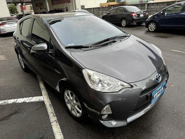 PRIUS C 1.5  第3張相片