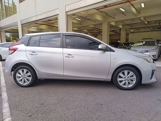 YARIS 1.5  第4張相片