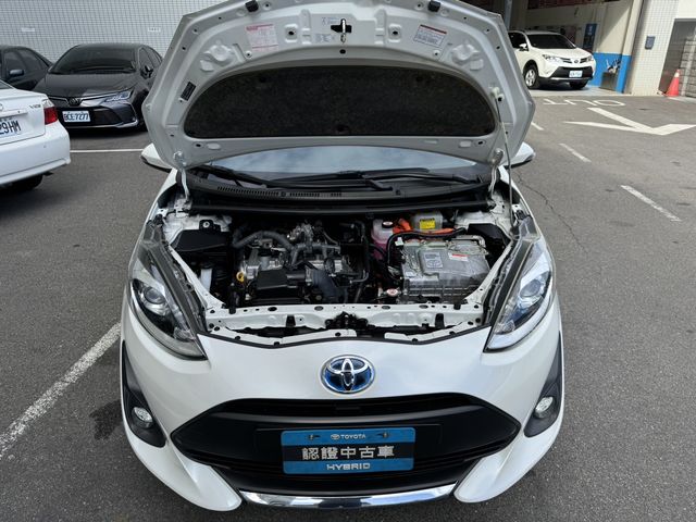 PRIUS C 1.5  第9張相片