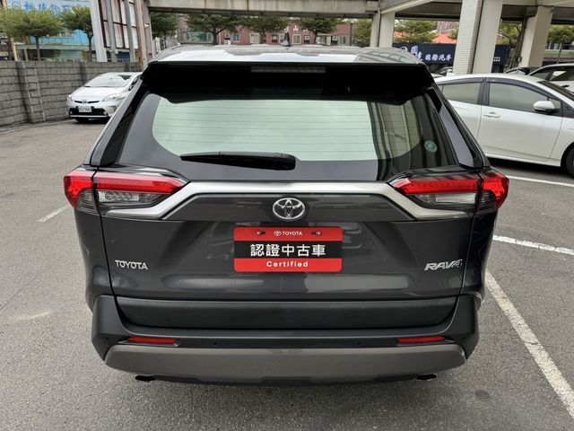 RAV4 2.0  第6張相片