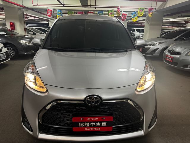 SIENTA 1.8  第2張相片