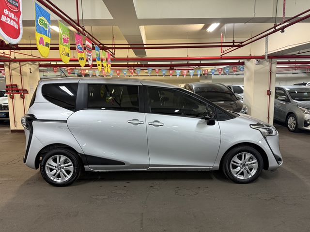 SIENTA 1.8  第3張相片