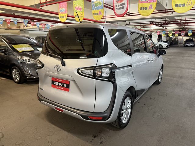 SIENTA 1.8  第4張相片