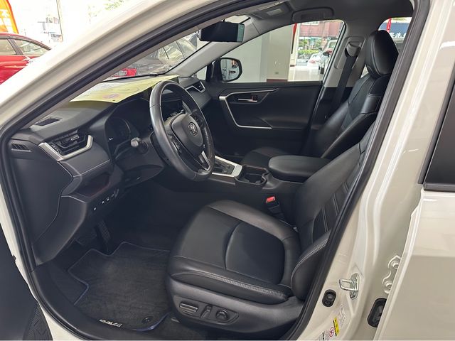 RAV4 2.5 HV  第7張相片