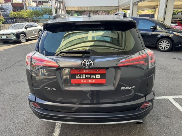 RAV4 2.5  第6張相片