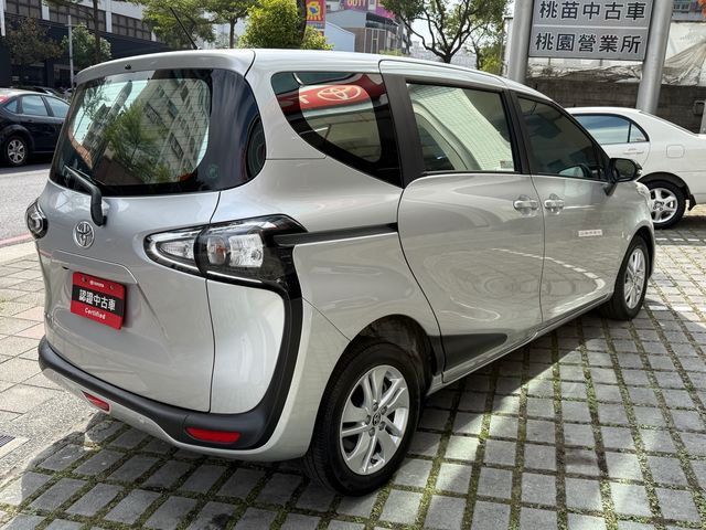 SIENTA 1.8  第5張相片