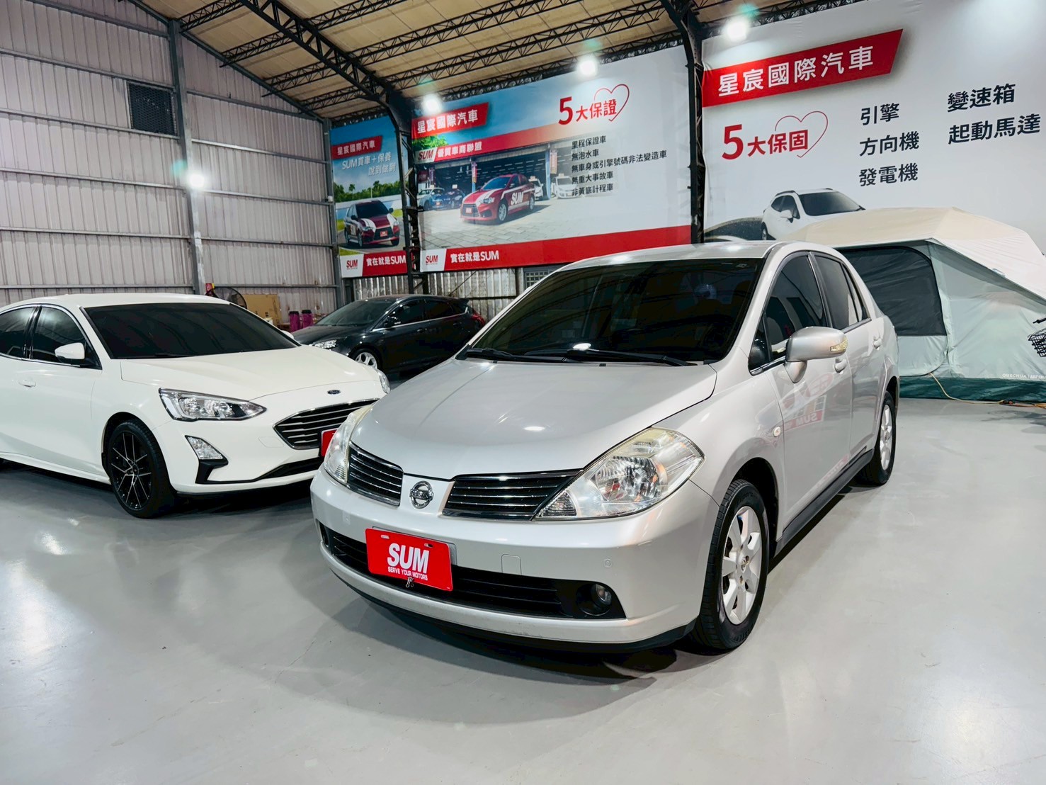 2012年TIIDA 1.8頂級版 銀色4門  遮風避雨好夥伴便宜代步車代步車代步車  第15張相片