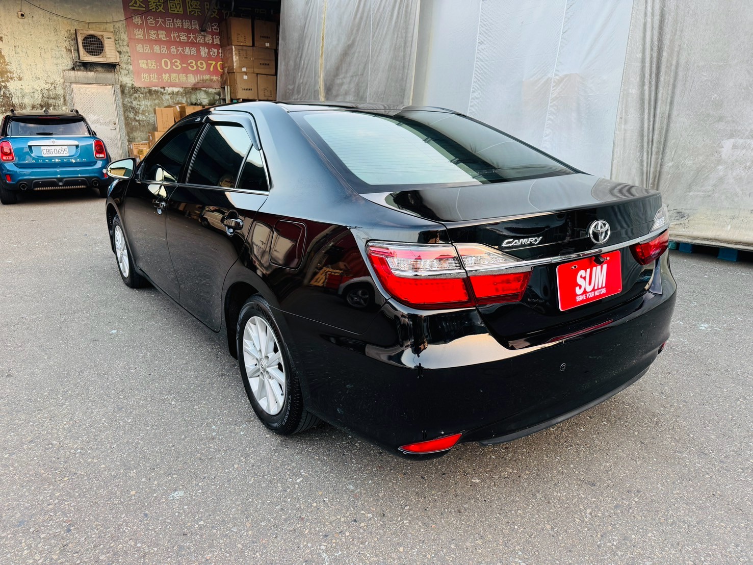 2016年豐田舒適神車Camry 2.0 /方向盤快控鍵/ 恆溫空調  /分區溫控 /煞車力道分配系統 / 電子煞車力道輔助系統 / ISOFIX兒童安全椅固定  /兒童安全鎖  第18張相片