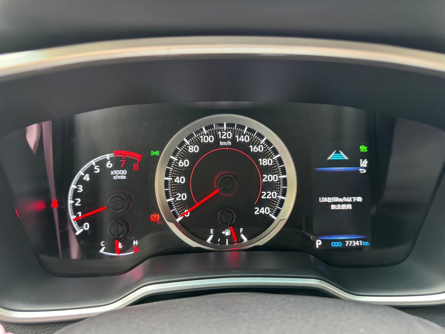2019年 Toyota Altis 灰色 尊爵版 認證車 無話術 實車實價歡迎賞車  第6張相片