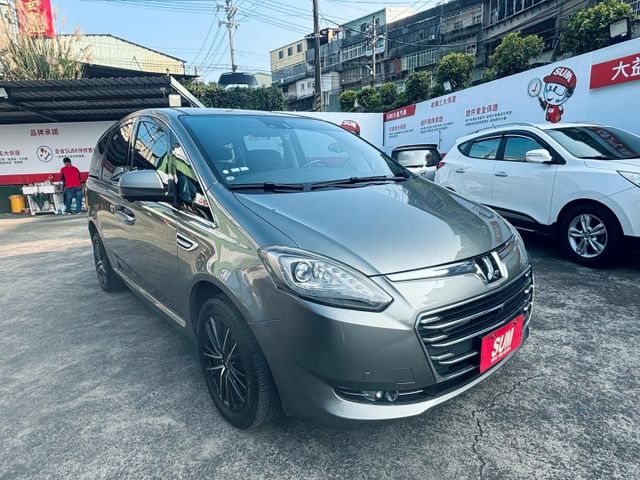 最頂級旗艦型~僅跑12萬~多功能行車資訊顯示器~HID頭燈~TCS循跡防滑  第3張相片