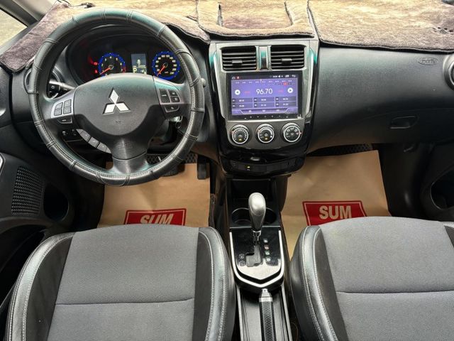 豪華版~僅跑6萬公里  第3張相片