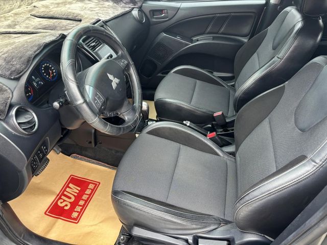 豪華版~僅跑6萬公里  第4張相片