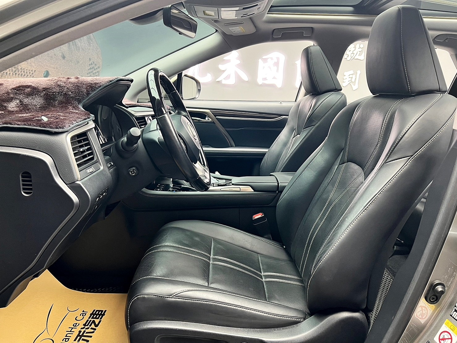 2017式 Lexus RX200t 2.0旗艦版 極光鈦  第9張相片