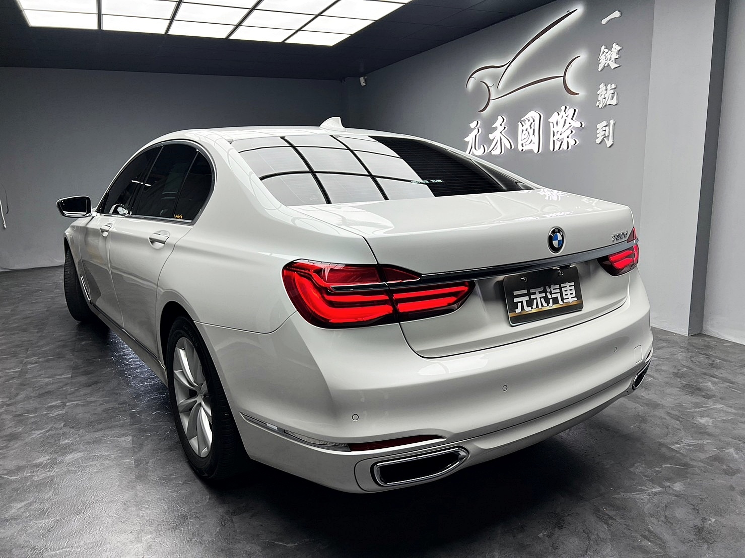 2017 G11型 BMW 730d前座領航版 3.0d  第3張相片