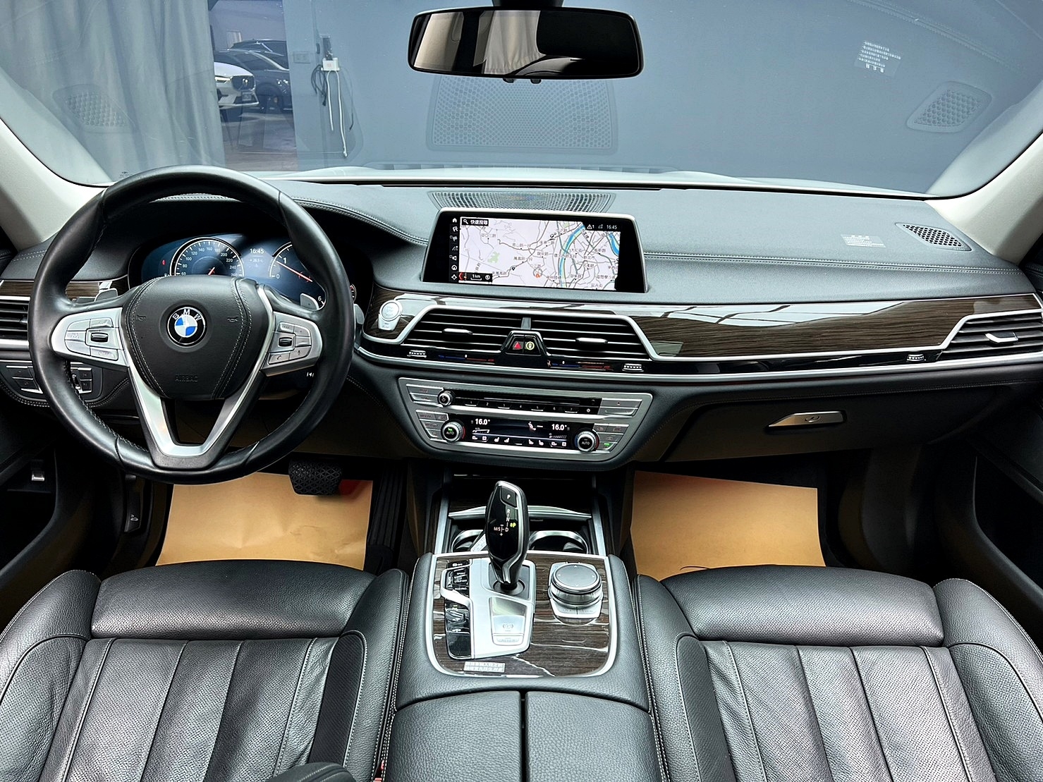 2017 G11型 BMW 730d前座領航版 3.0d  第5張相片
