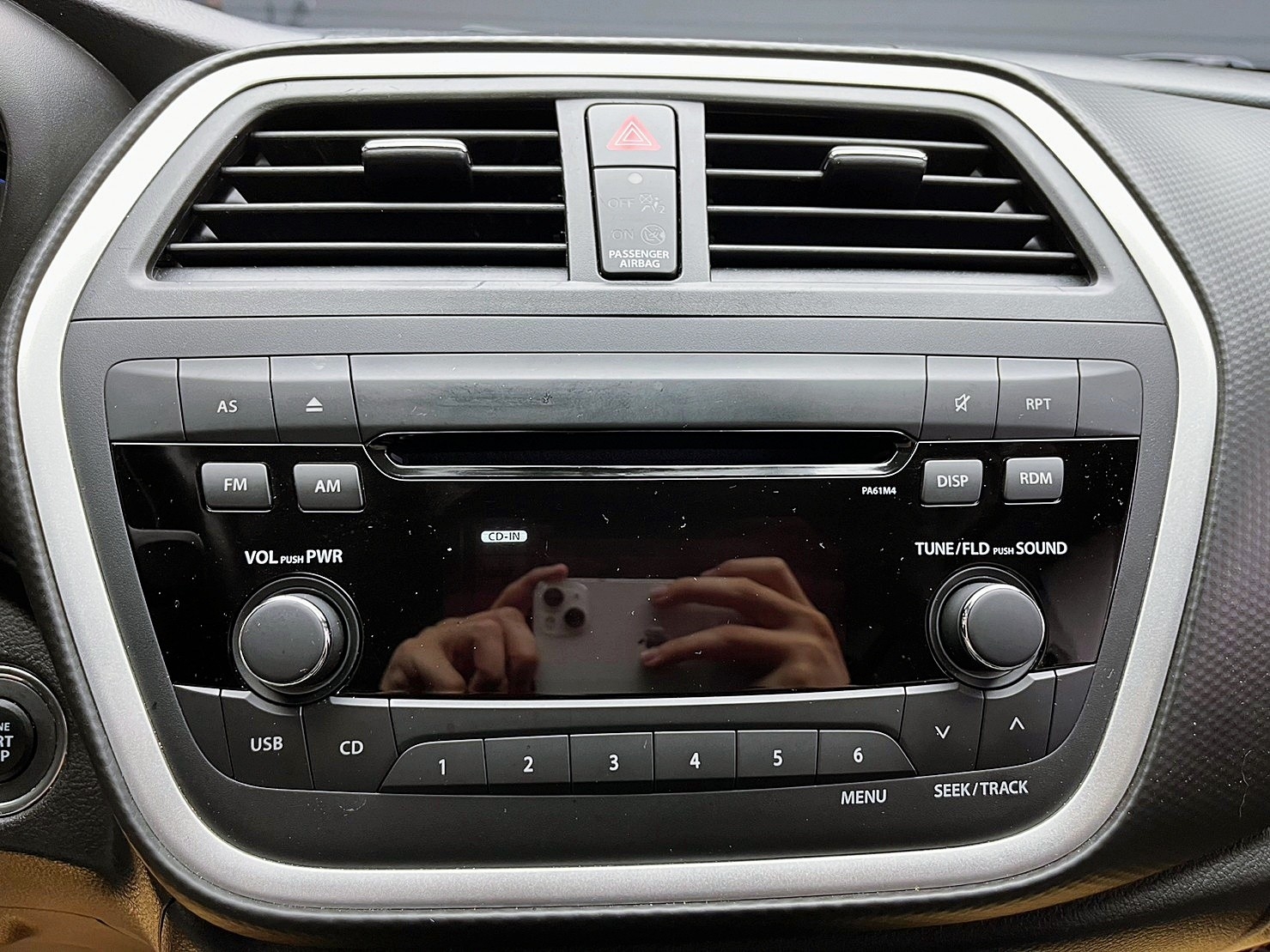 2015式 Suzuki SX4 Crossover 1.6 GL Plus汽油 雲河灰 實跑8萬  第2張相片