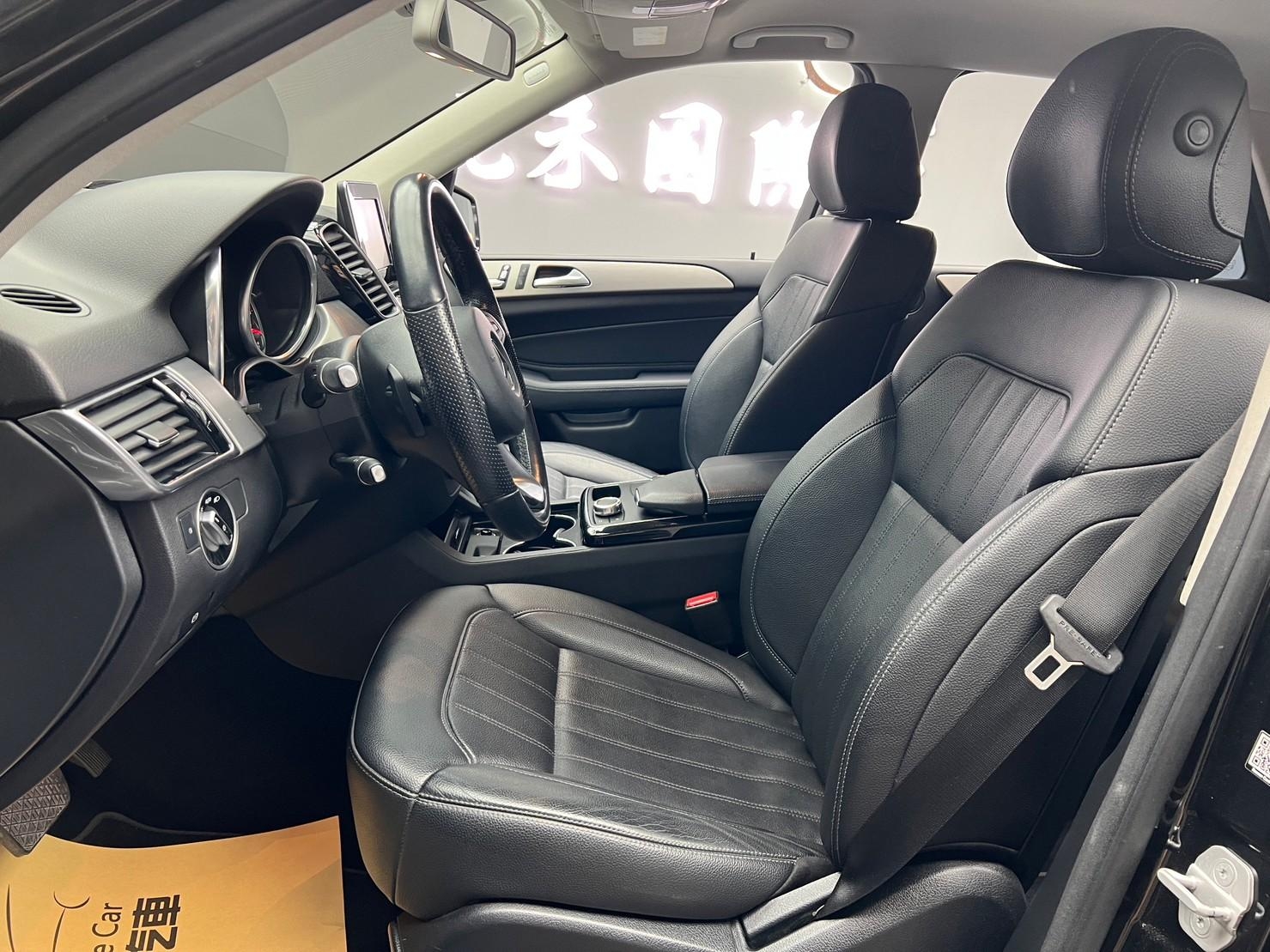 2016 W166型 賓士 GLE250d 四驅 2.1柴油  第4張相片