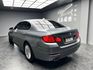 2015 F10型 BMW 520i 2.0汽油 摩天灰  第6張縮圖
