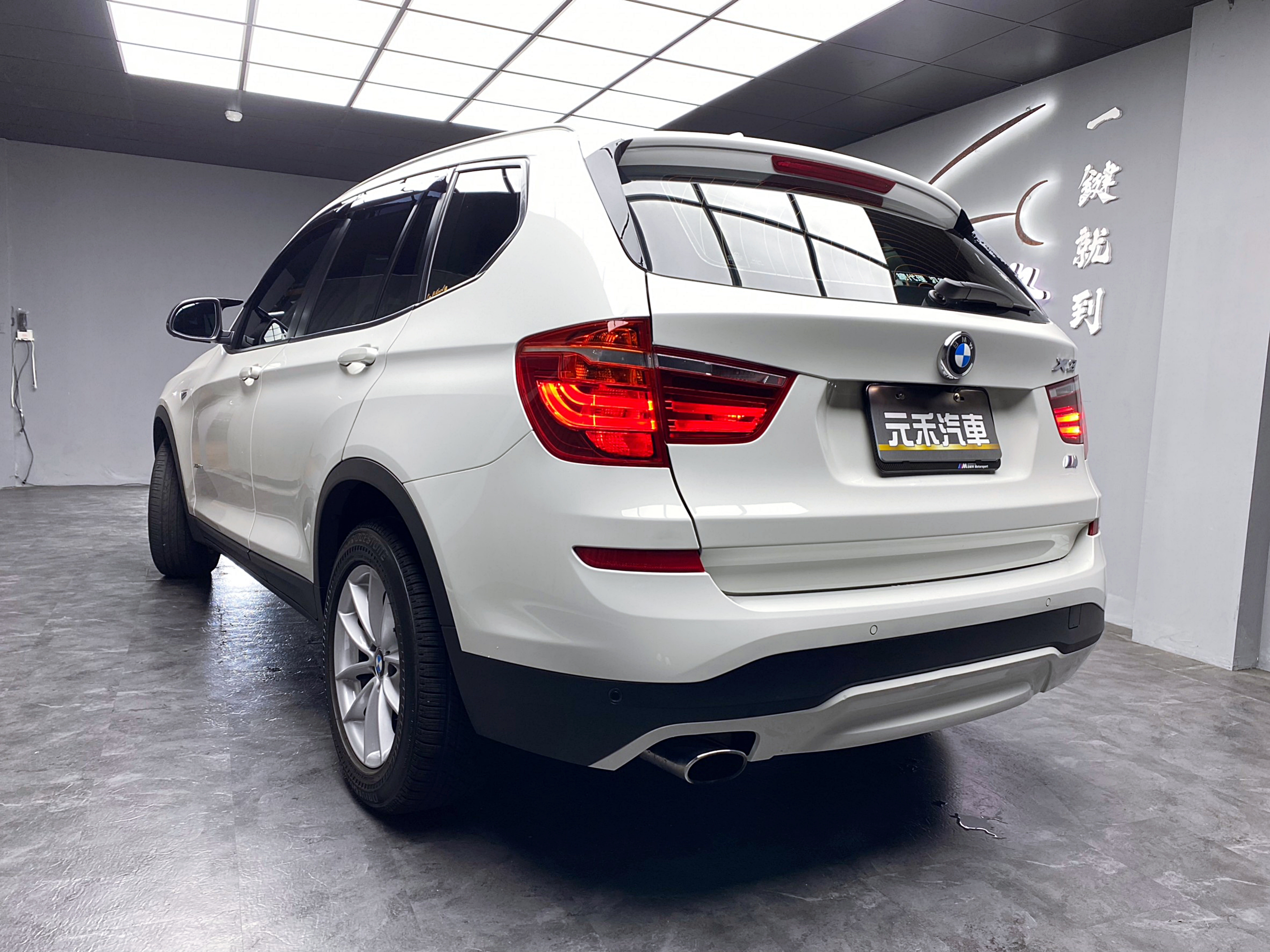 💥2016式 F25型 BMW X3 xDrive20i 2.0汽油💥  第2張相片