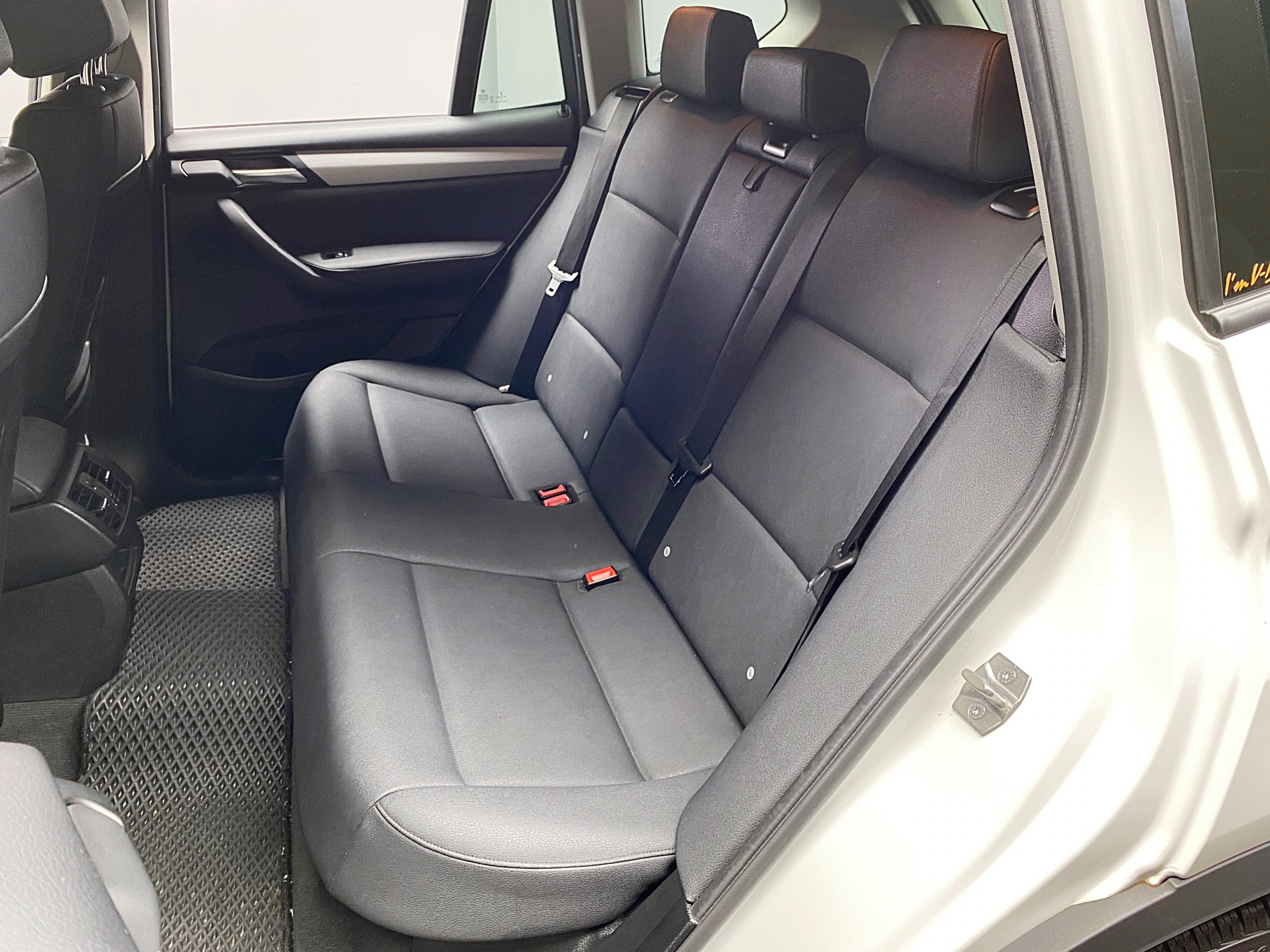 💥2016式 F25型 BMW X3 xDrive20i 2.0汽油💥  第8張相片