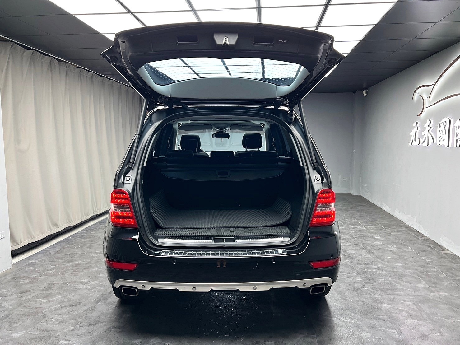 💥2011式 W164型 賓士 ML350 3.5汽油💥  第8張相片
