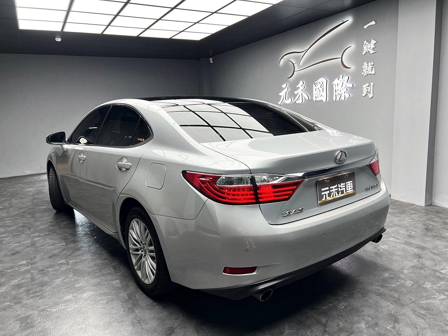 💥2013式 Lexus ES350 3.5旗艦版💥  第9張相片