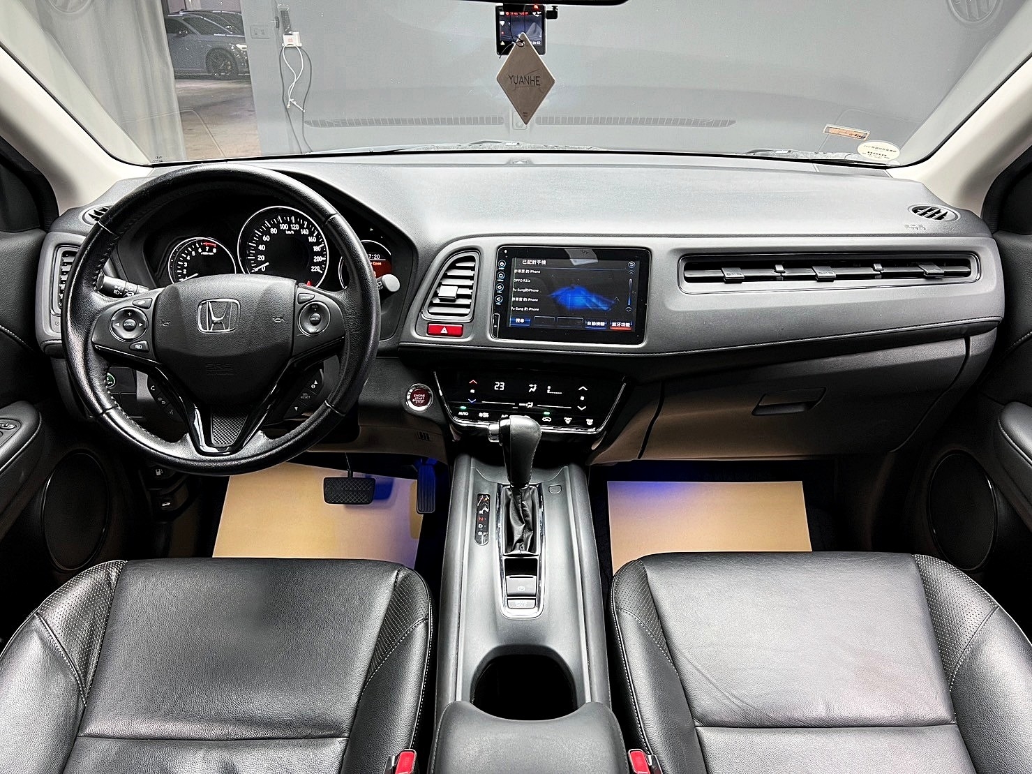 ✨2017 Honda HR-V 1.8 S版 汽油 閃蝶藍✨  第2張相片