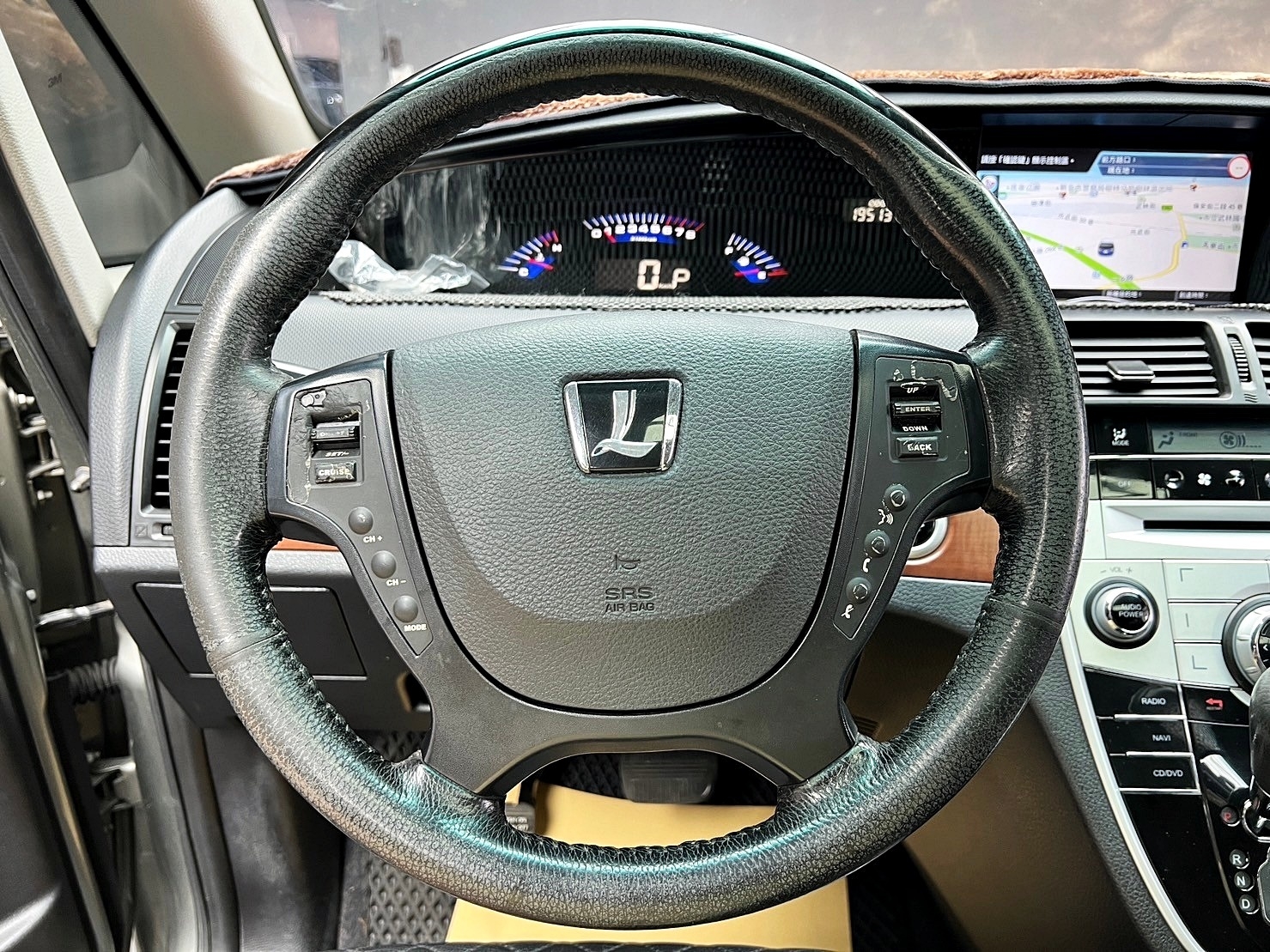 ✨2012式 Luxgen 7 MPV 頂級型 2.2汽油✨  第6張相片