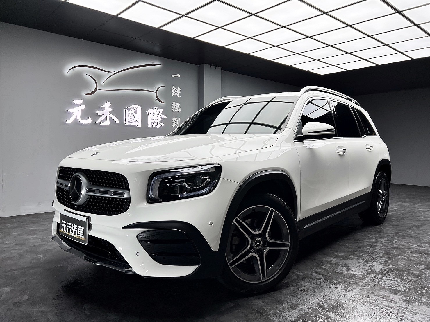 ✨2021 賓士 GLB200 1.3汽油七人座 新車保固✨  第1張相片