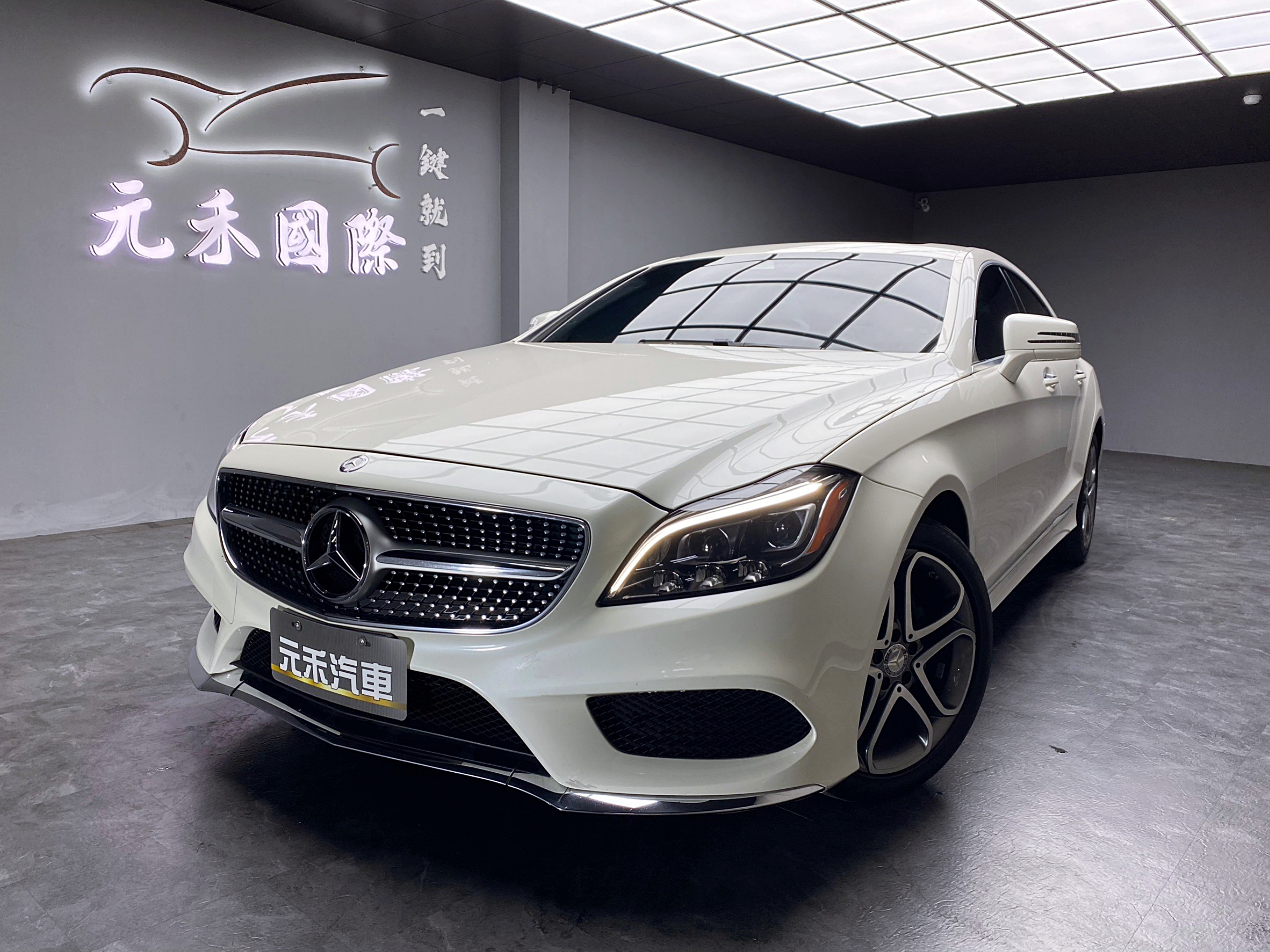 ✨2016 賓士 CLS400 AMG Line 3.0 純淨白✨  第1張相片