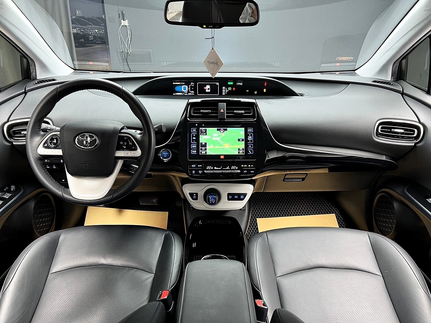 ✨2017式 Toyota Prius Hybrid 1.8油電✨  第3張相片