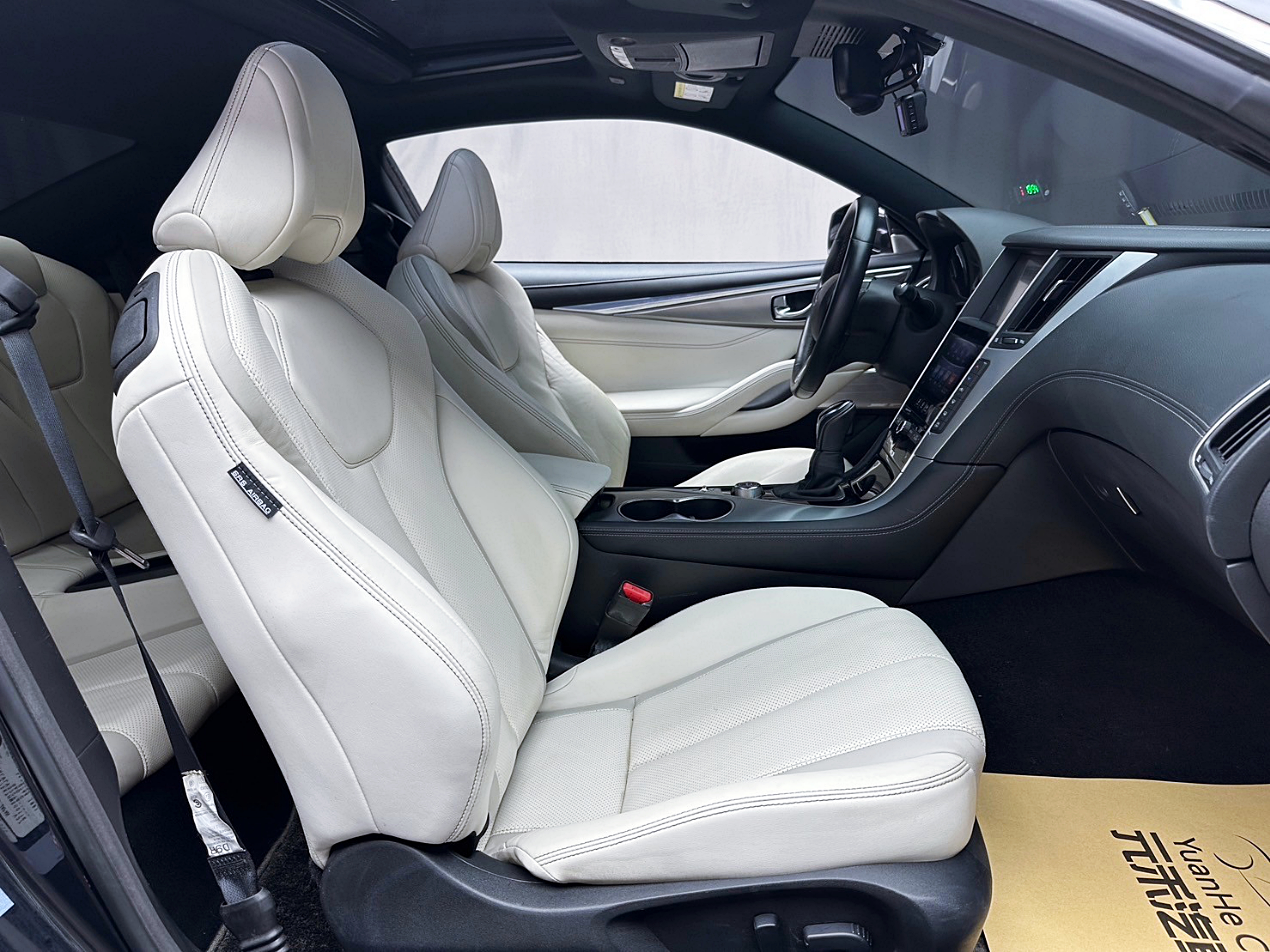 ✨2017 Infiniti Q60 2.0t旗艦款 汽油 尊爵黑✨  第4張相片