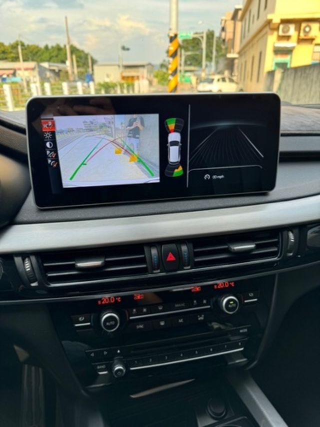 BMW寶馬 X5 XDRIVE25D  第14張相片