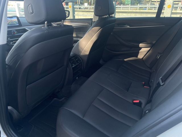 BMW寶馬 520D  第10張相片