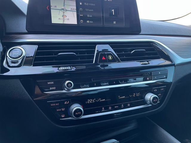 BMW寶馬 520D  第12張相片
