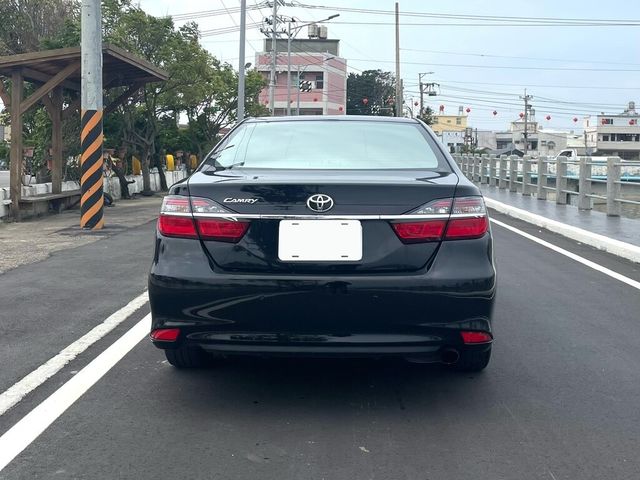 TOYOTA豐田 CAMRY  第4張相片