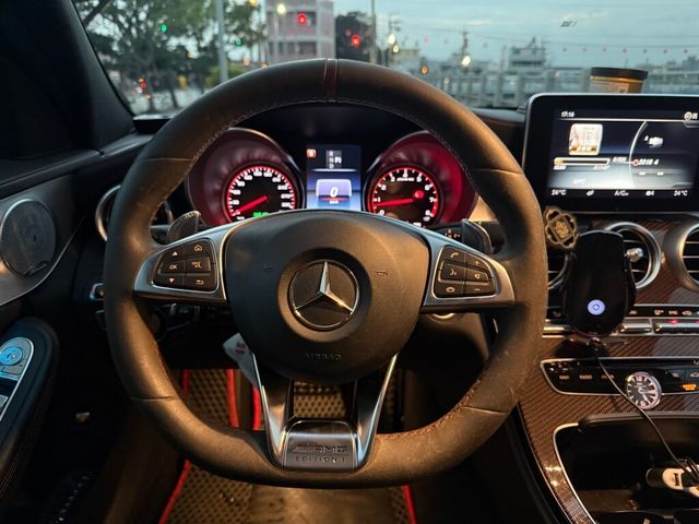 M-BENZ賓士 C63 AMG  第7張相片